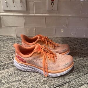 Women’s Hoka Clifton 8 Size 7